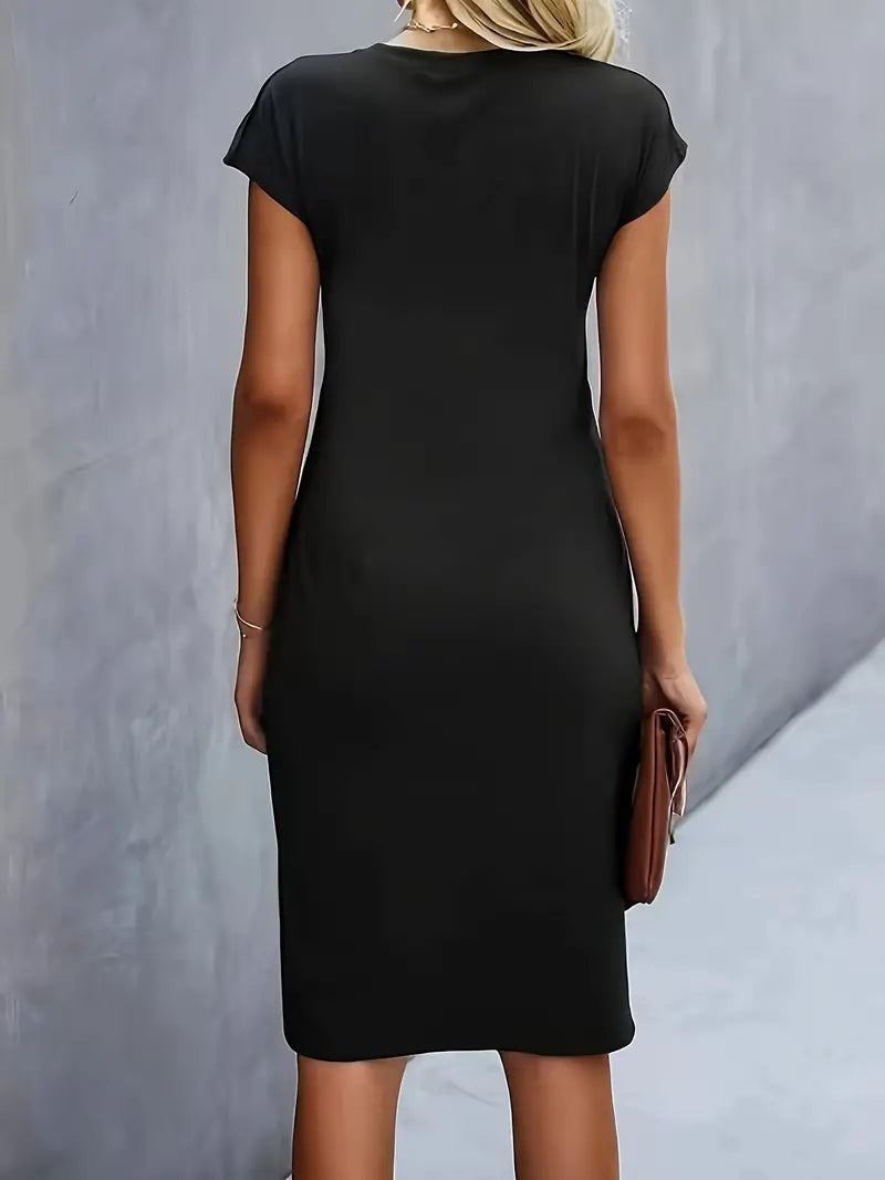Women's Midi Dress with Round Neck and Ruched Waist - 3