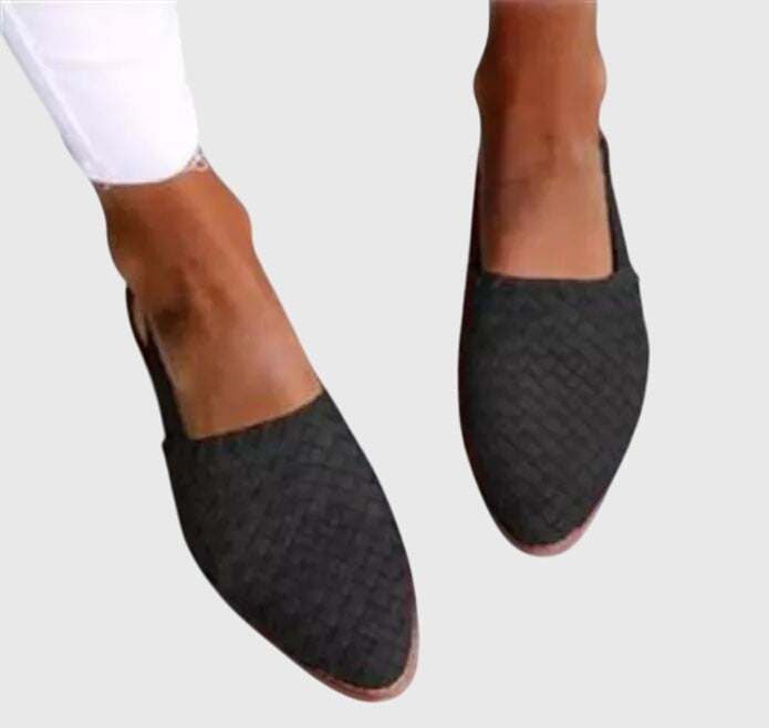 Women's Woven Sandals with Arch Support and Cushioned Insole - Black