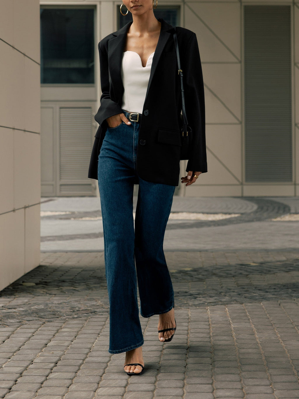 Women's Single-Breasted Blazer with Structured Shoulders - 7