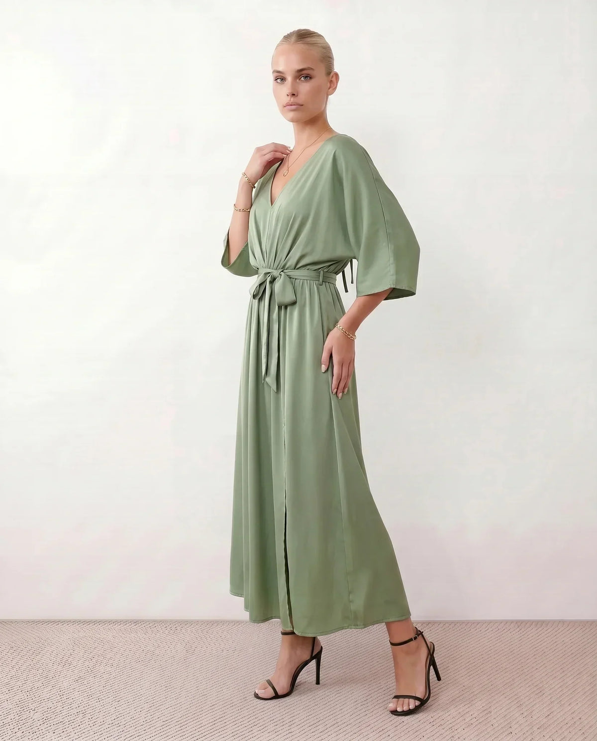 Women's Maxi Dress with Open Back and Tie-Back V-Neck - Green