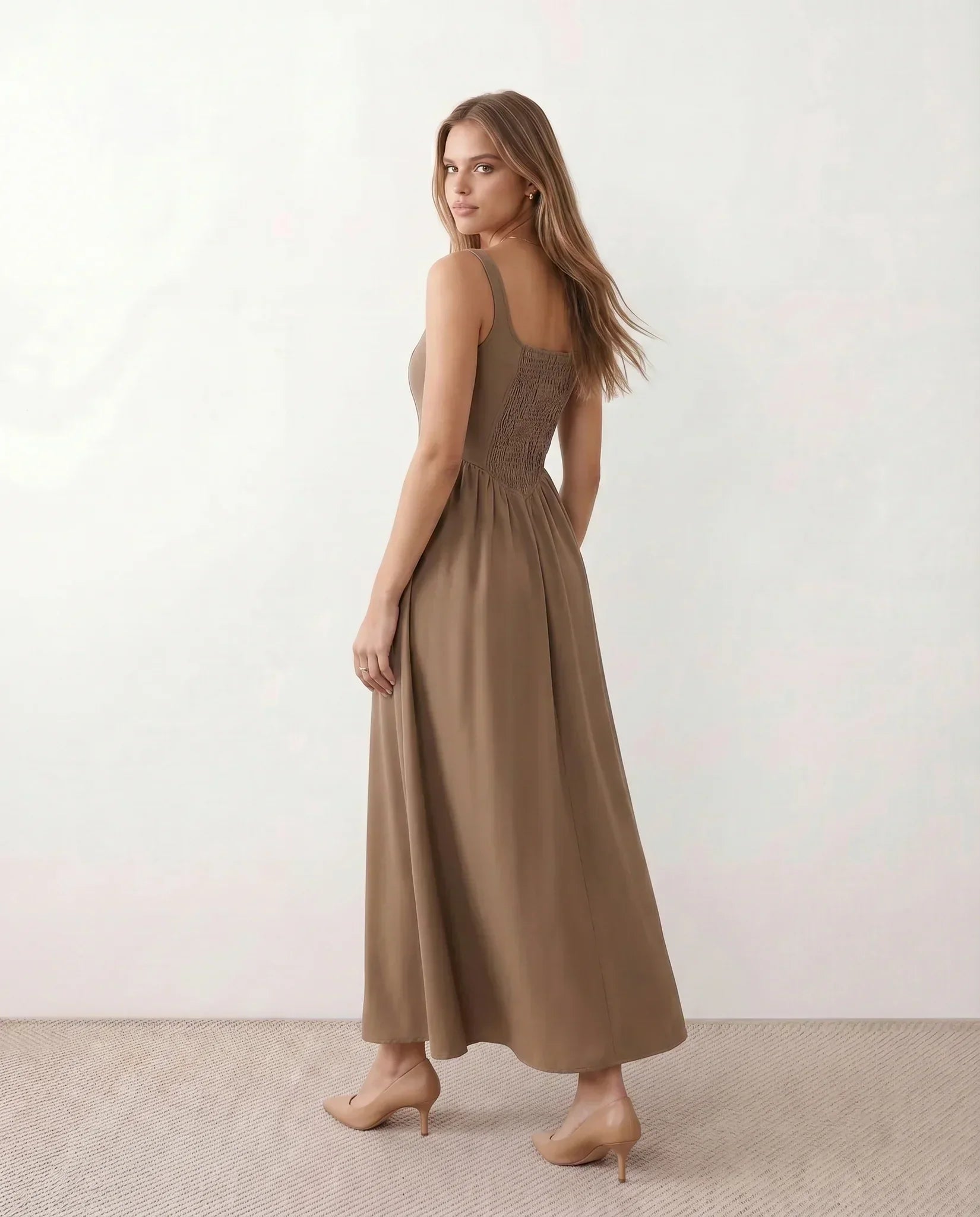 Women's Sleeveless Maxi Dress with Square Neckline and A-Line Skirt - 10