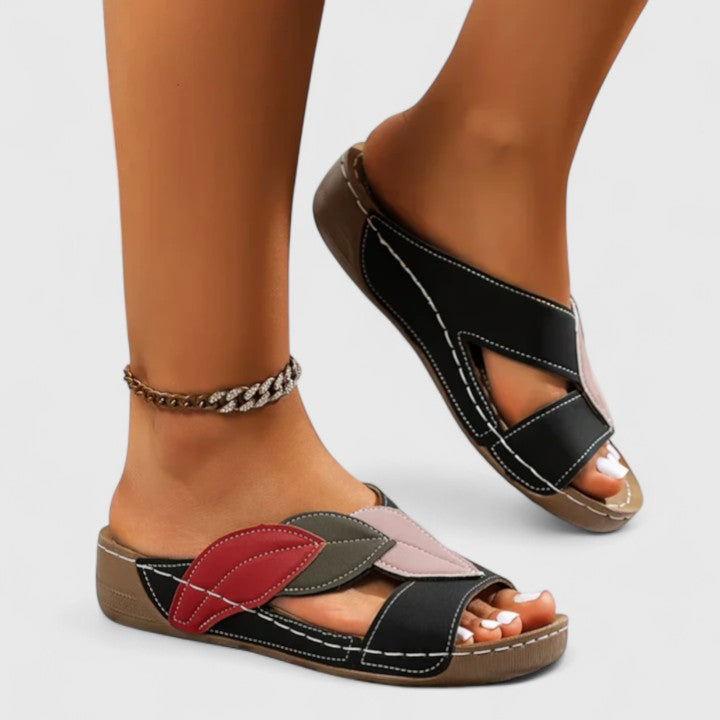 Women's Sandals with Leaf-Cut Straps and Wedge Sole - 5