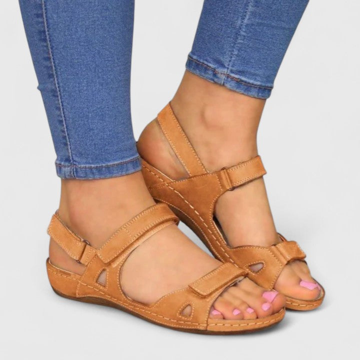Women's Sandals with Adjustable Straps and Wedge Sole - 3