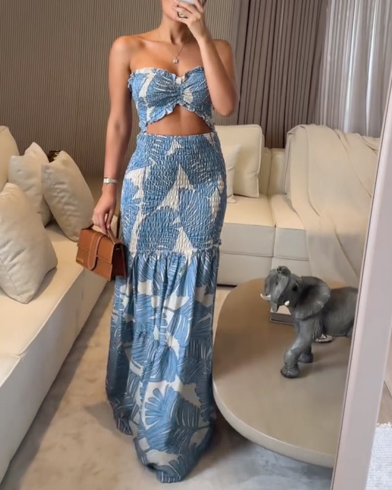 Women's Halter Tropical Print Maxi Dress with Cutout and Tied Waist - Blue