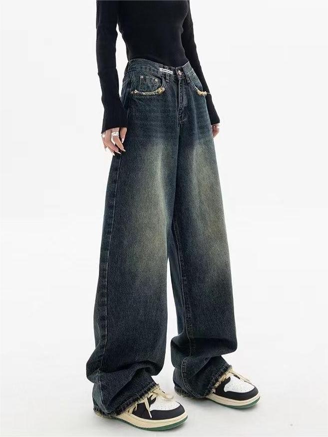 Women's Baggy Jeans with Washed Effect and Loose Fit - 6
