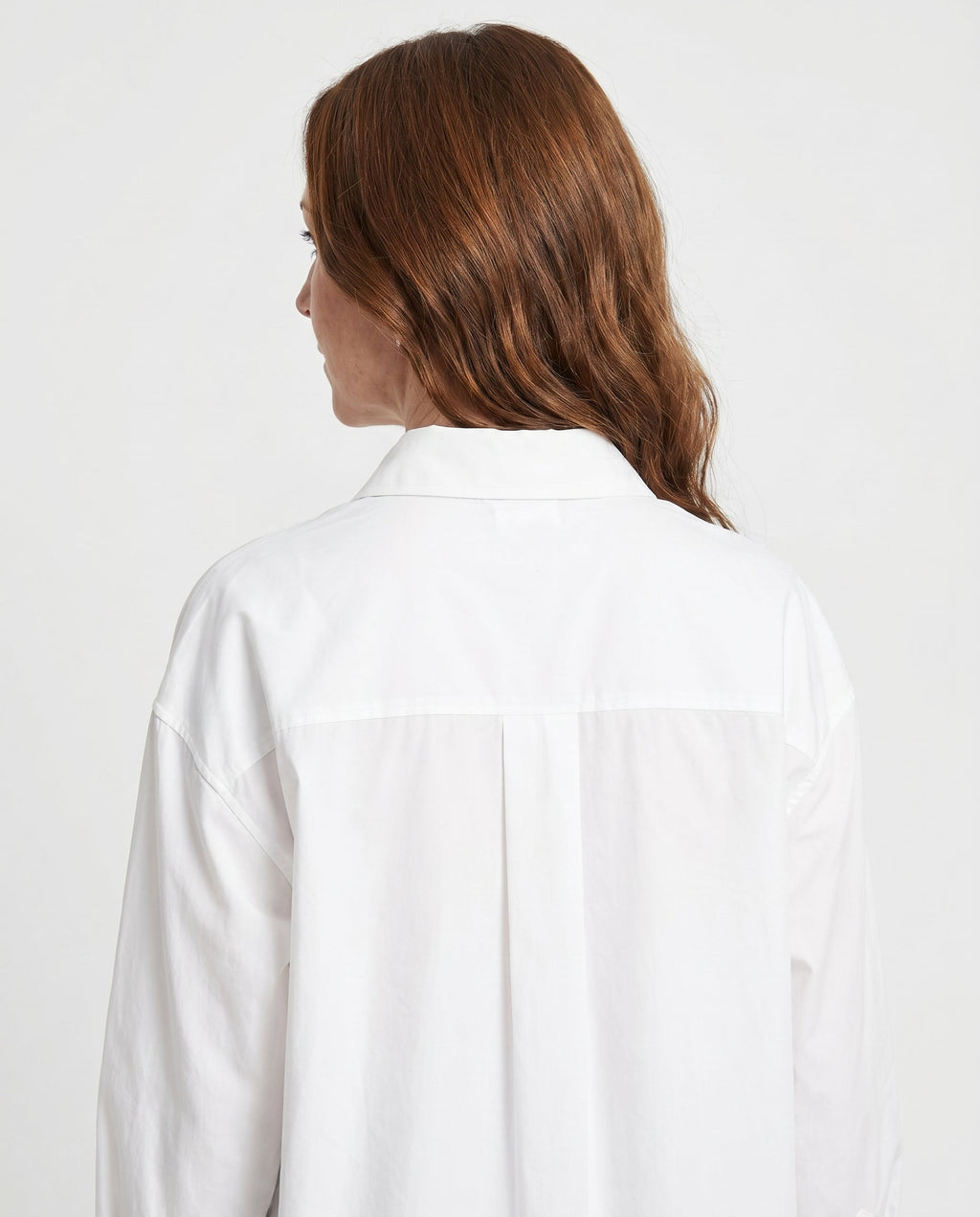 Women's Oversized Shirt with Collar and Chest Pocket - 4