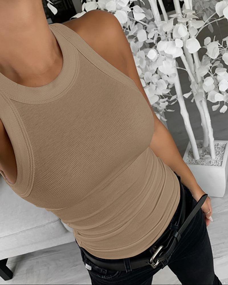 Women's Tank Top Round Neck Sleeveless Slim Fit - Khaki