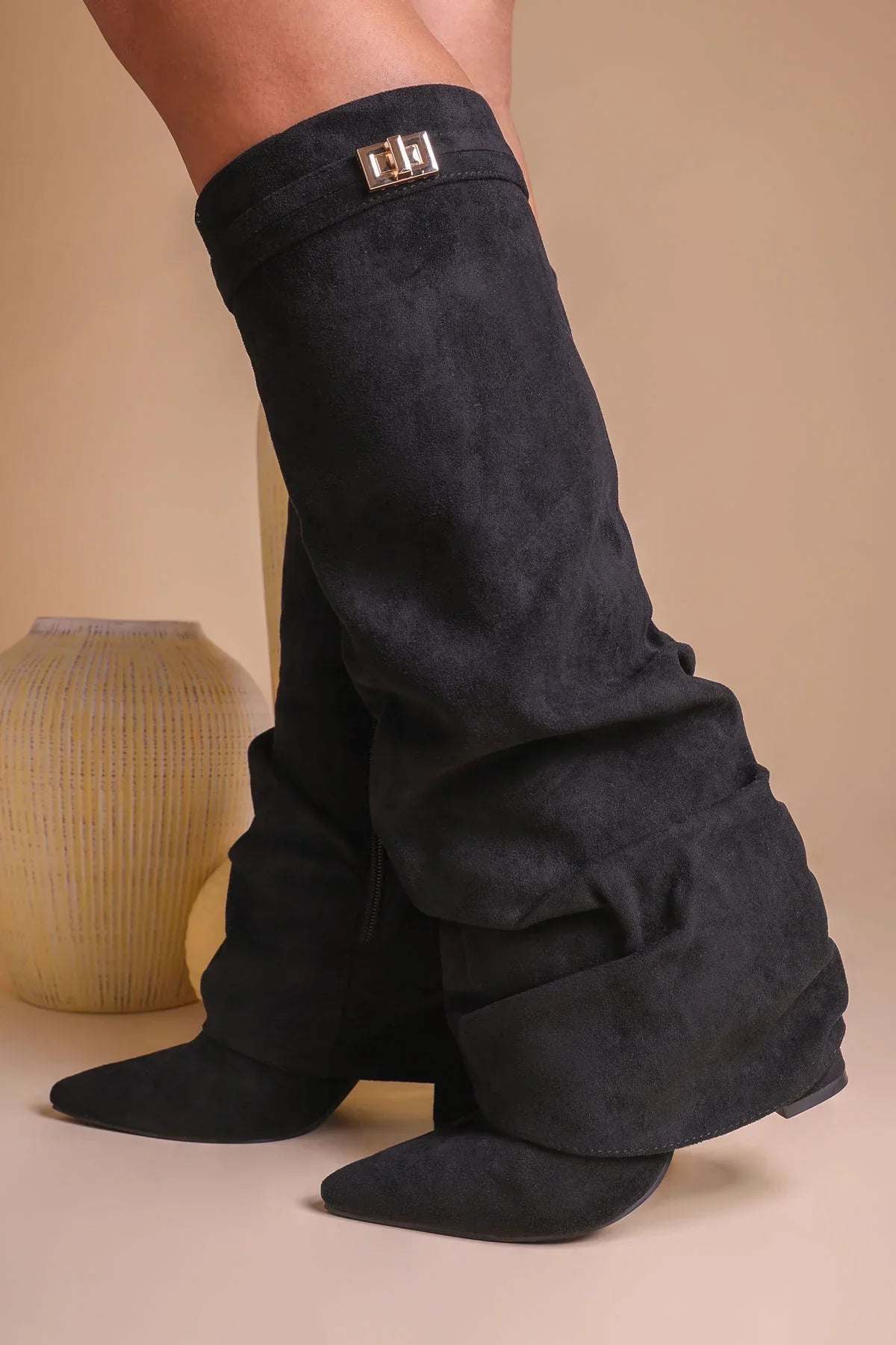 Women's Slouch Boots with Pointed Toe and Low Heel - 7