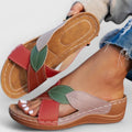 Women's Sandals with Leaf-Cut Straps and Wedge Sole - Pink