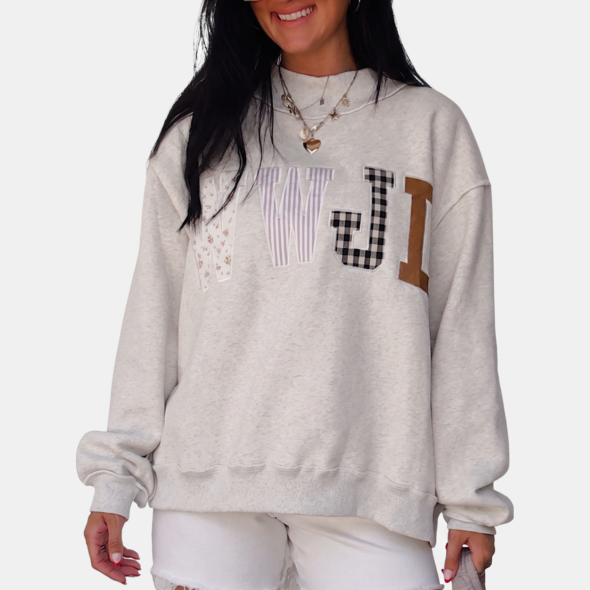 Women's Graphic Crewneck Oversized Sweatshirt with Patchwork Appliqué - 4