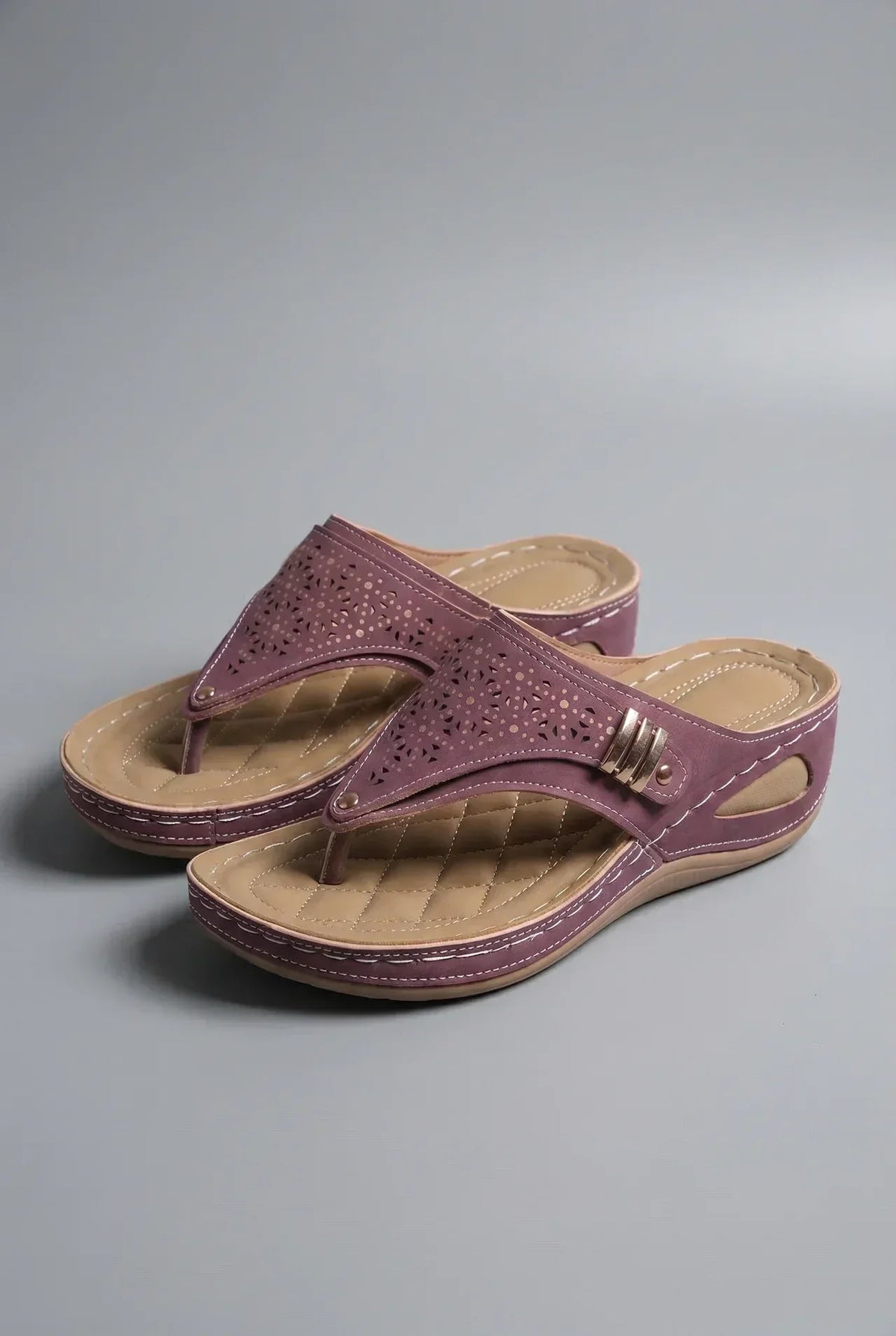 Women's Wide Fit Wedge Sandals with Toe Post Strap - 3