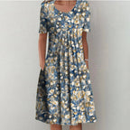 Women's Floral Print Short Sleeve Dress with Round Neck and Pockets - 3
