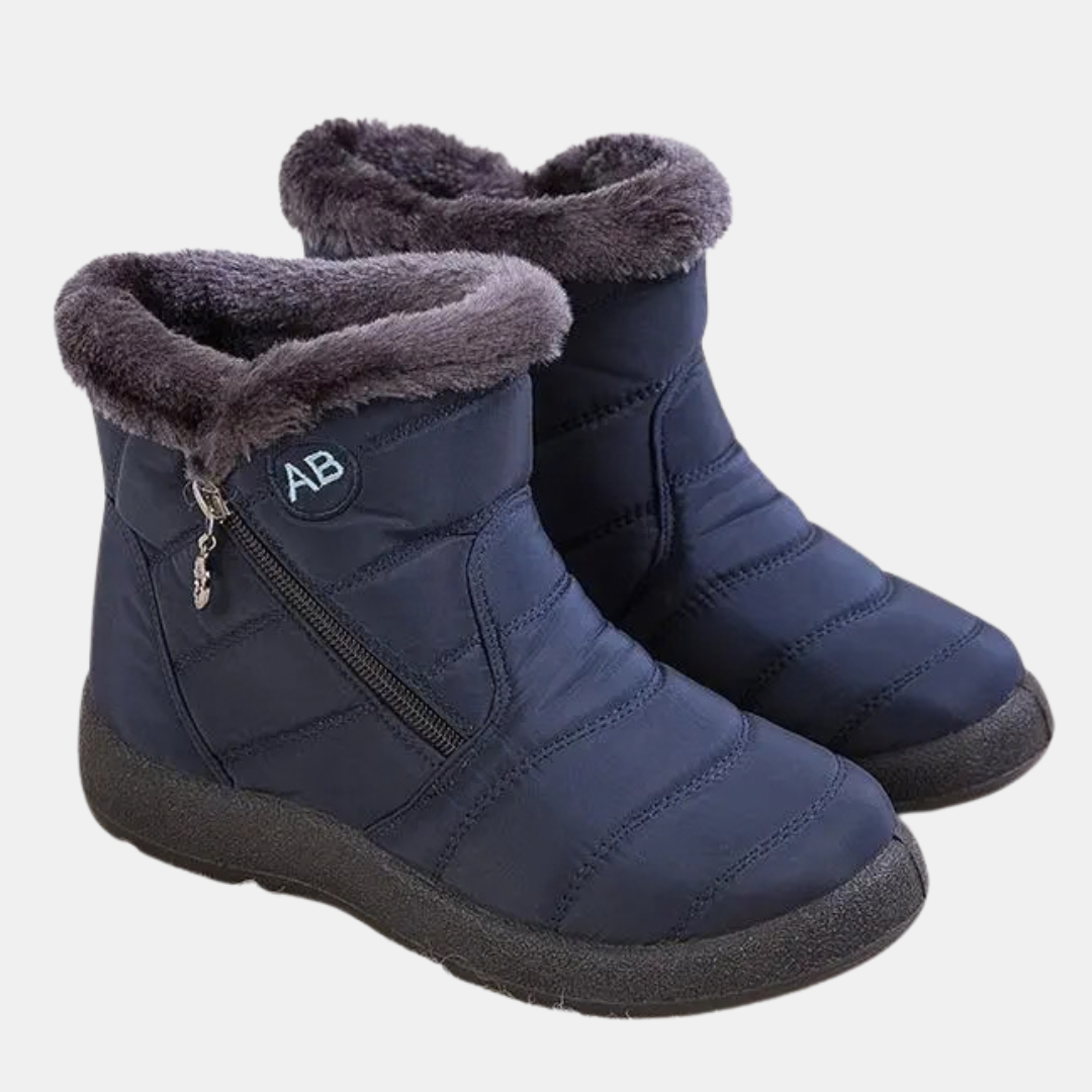Women's Quilted Faux Fur Cuff Ankle Snow Boots with Side Zip - 7