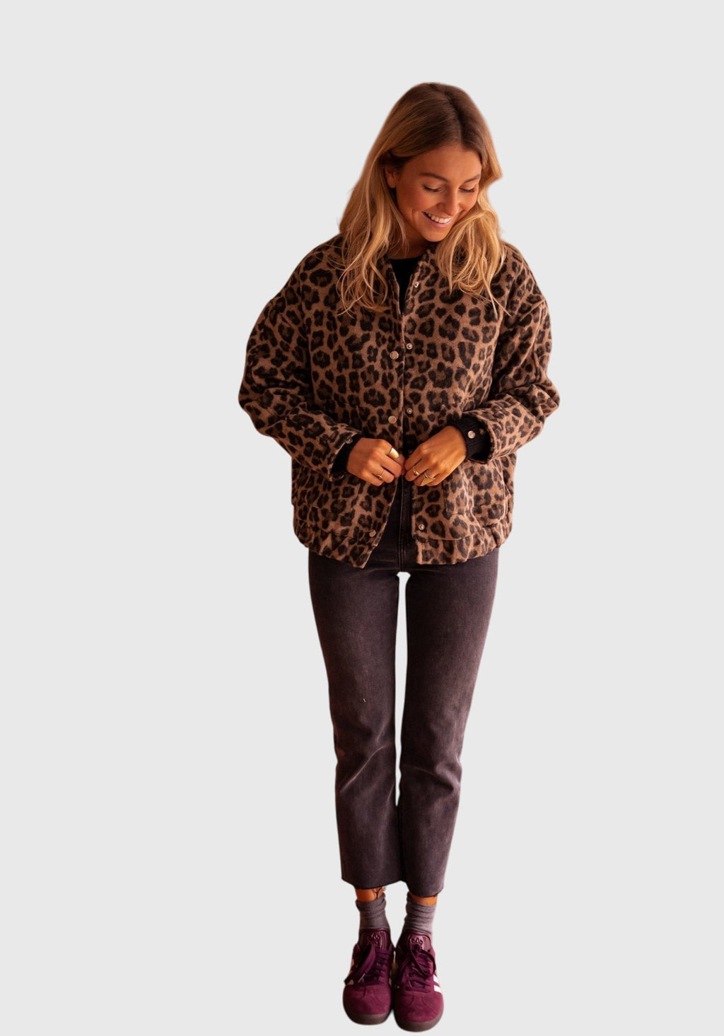 Women's Jacket with Leopard Print and Snap Buttons - 7