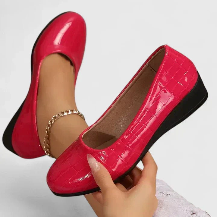 Women's Wedge Shoes with Square Toe and Textured Finish - 5