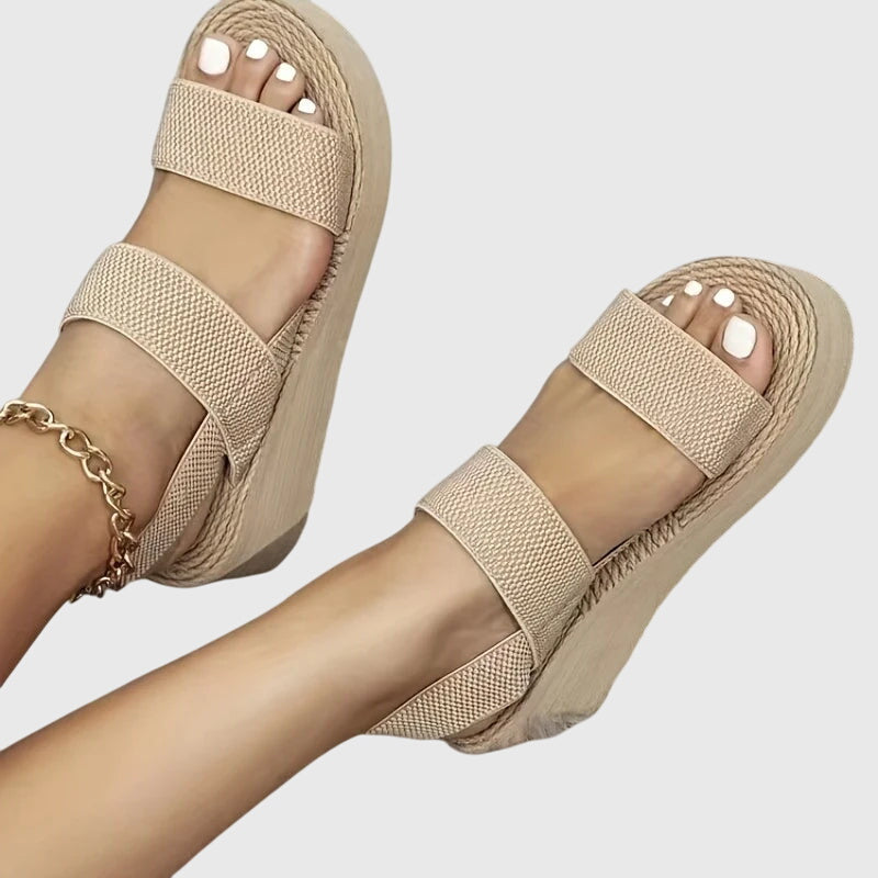 Women's Sandals with Ankle Strap and Platform Sole - 8