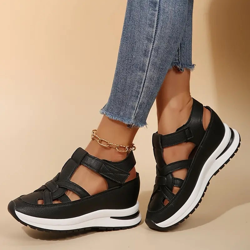 Women's Sandals with Woven Front and Platform Sole - 5