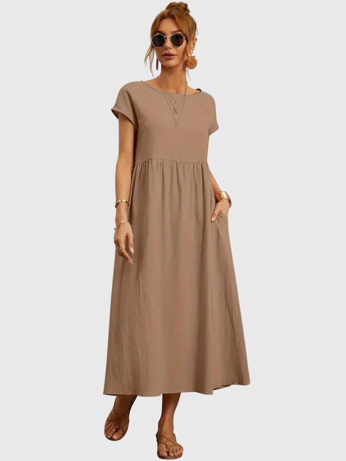 Women's Casual Pocket Dress with Round Neck and Short Sleeves - Khaki