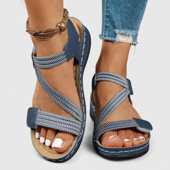 Women's Sandals with Adjustable Straps and Arch Support Footbed - 7