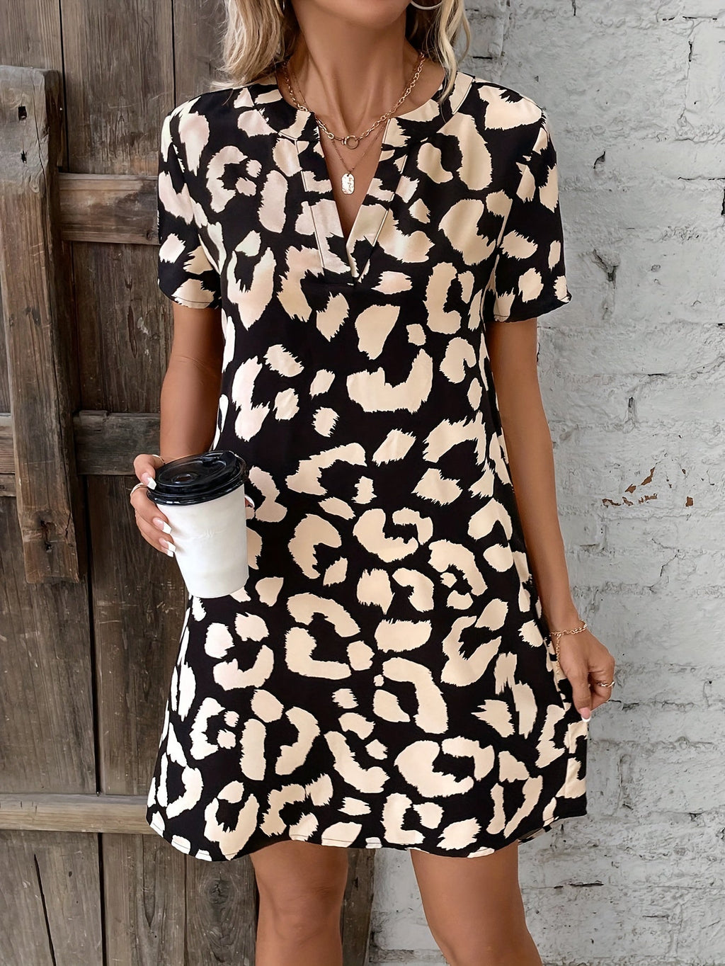 Women's Leopard Print Dress with Notch Neck and Short Sleeves - 3