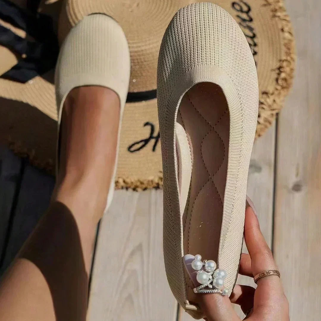 Women's Slip-On Flats with Stretch Knit Upper and Cushioned Sole - 7