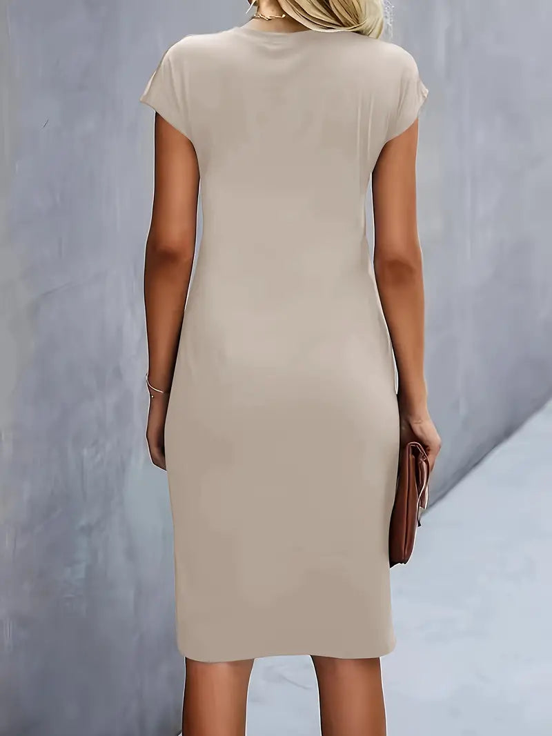 Women's Midi Dress with Round Neck and Ruched Waist - 11