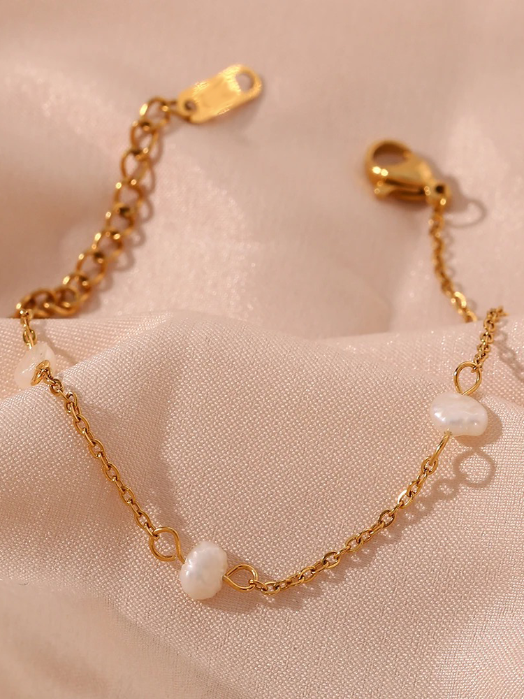 Women's Pearl Chain Bracelet with Adjustable Extender - 4