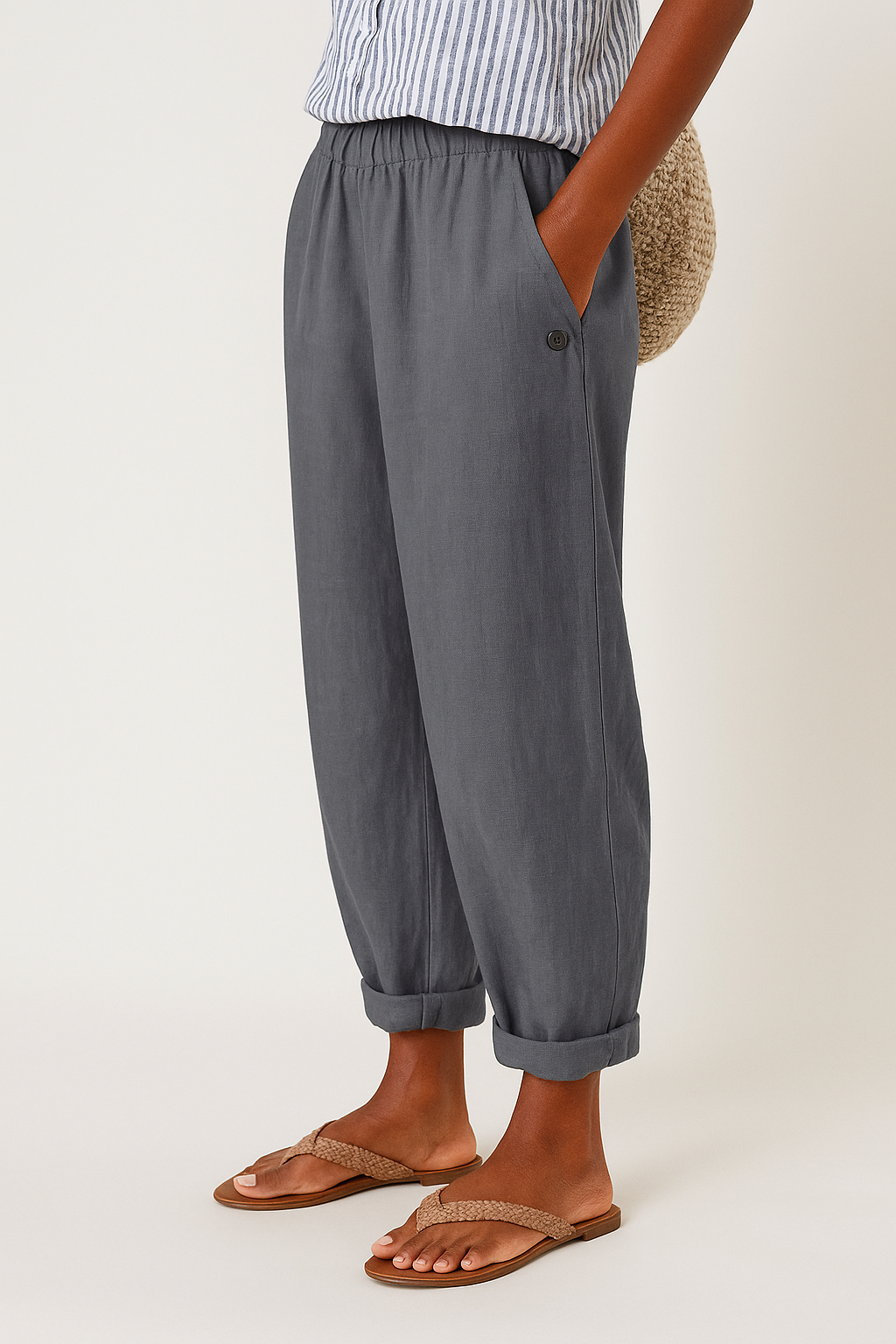Women Relaxed Trousers with Turn-Up Hem and Side Pockets - Gray