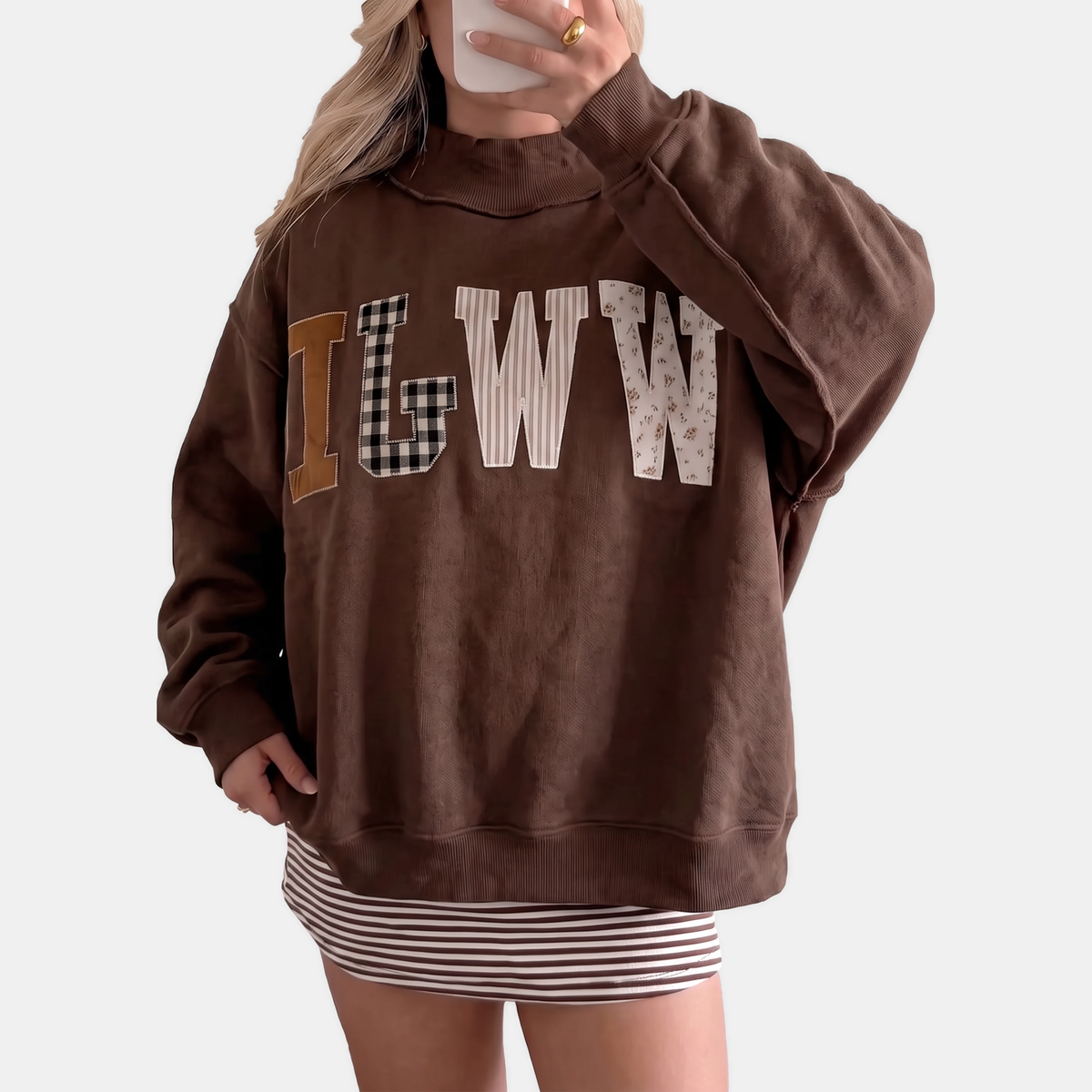 Women's Graphic Crewneck Oversized Sweatshirt with Patchwork Appliqué - Coffee