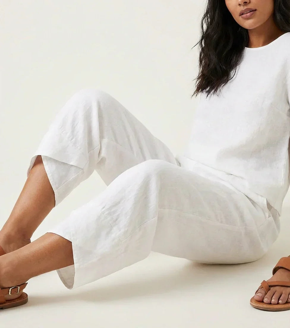 Women's Barrel Leg Trousers Cropped with Tulip Hem and Elastic Waist - White