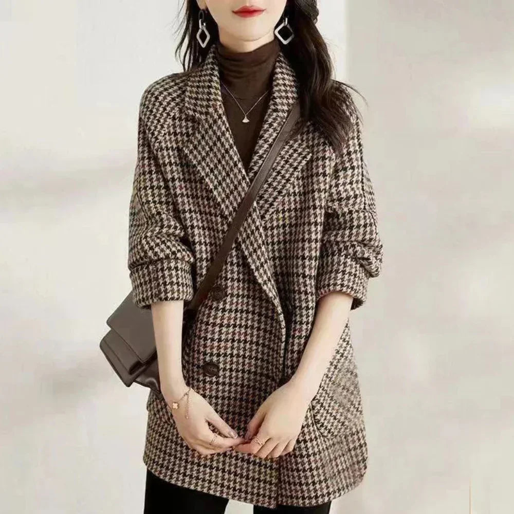 Women's Houndstooth Double-Breasted Blazer Hip-Length - 4