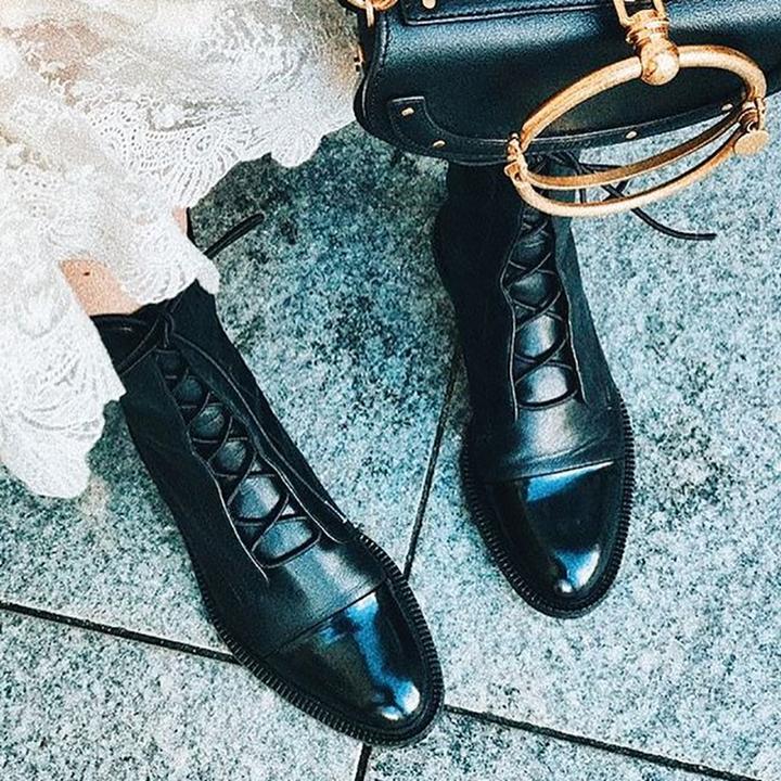 Women's Lace-Up Ankle Boots with Round Toe - 10