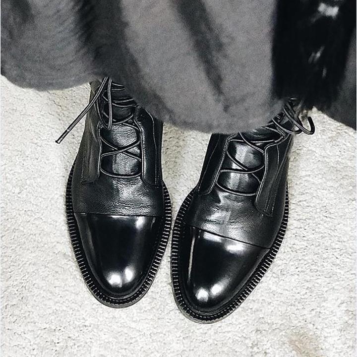 Women's Lace-Up Ankle Boots with Round Toe - 5