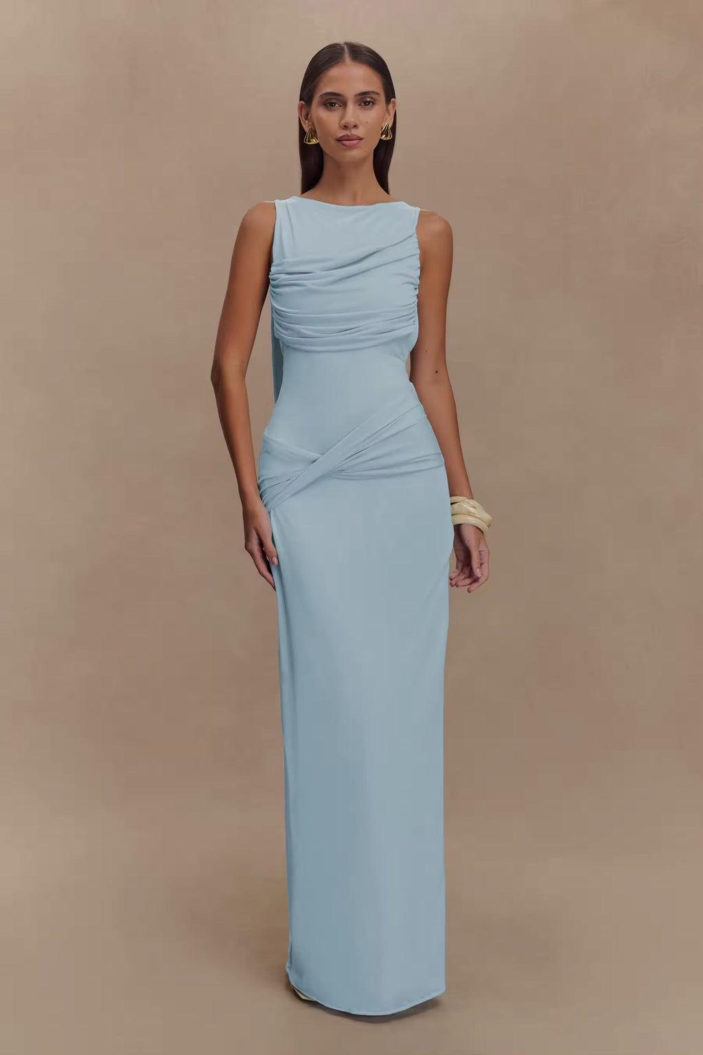 Women's Sleeveless Bodycon Maxi Dress with Ruched Detail and Boat Neck - 4