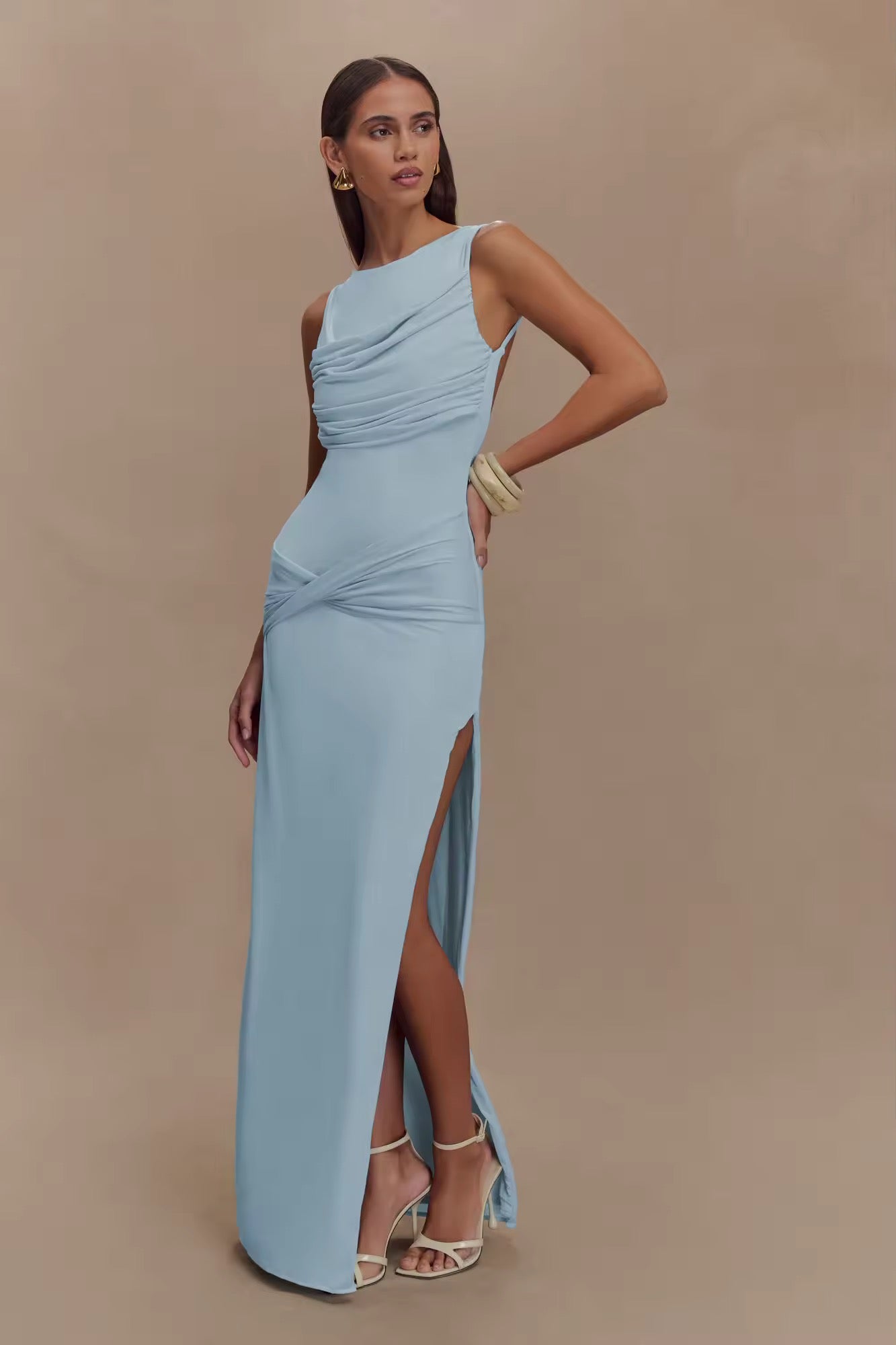 Women's Sleeveless Bodycon Maxi Dress with Ruched Detail and Boat Neck - 7