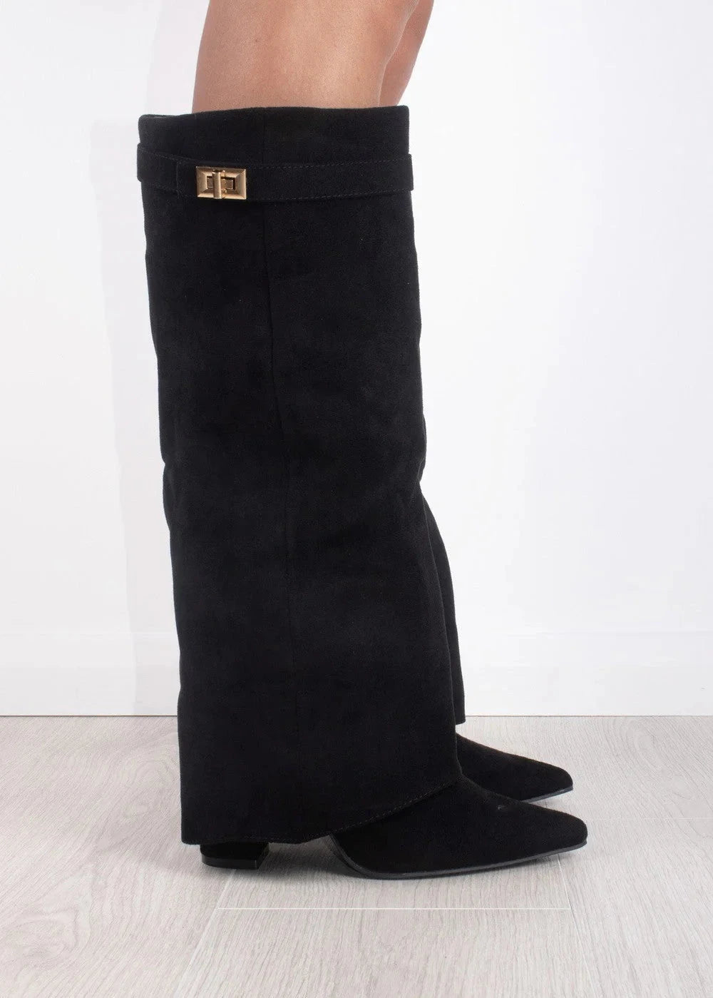 Women's Knee High Boots with Pointed Toe and Straight Shaft - 4