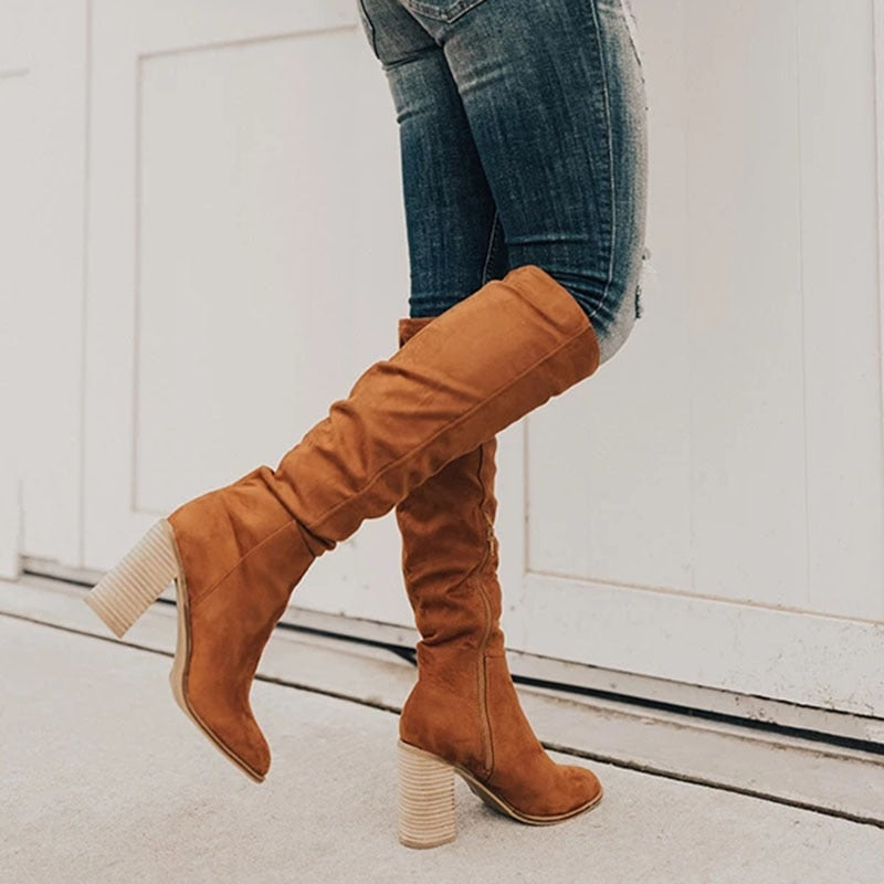 Women's Knee-High Boots with Block Heel and Side Zip - Brown