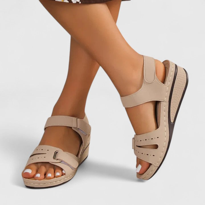 Guinevere | Orthopaedic Sandals - Beige