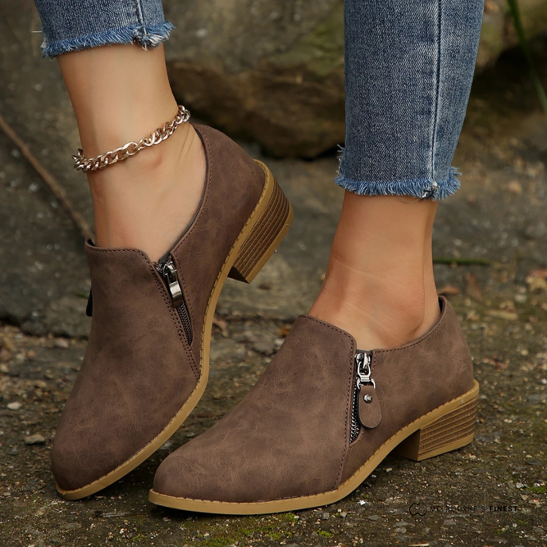 Women's Ankle Boots with Side Zip and Block Heel - Brown