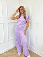 Women's Sleeveless Jumpsuit with Satin Look and Wide Legs - 12