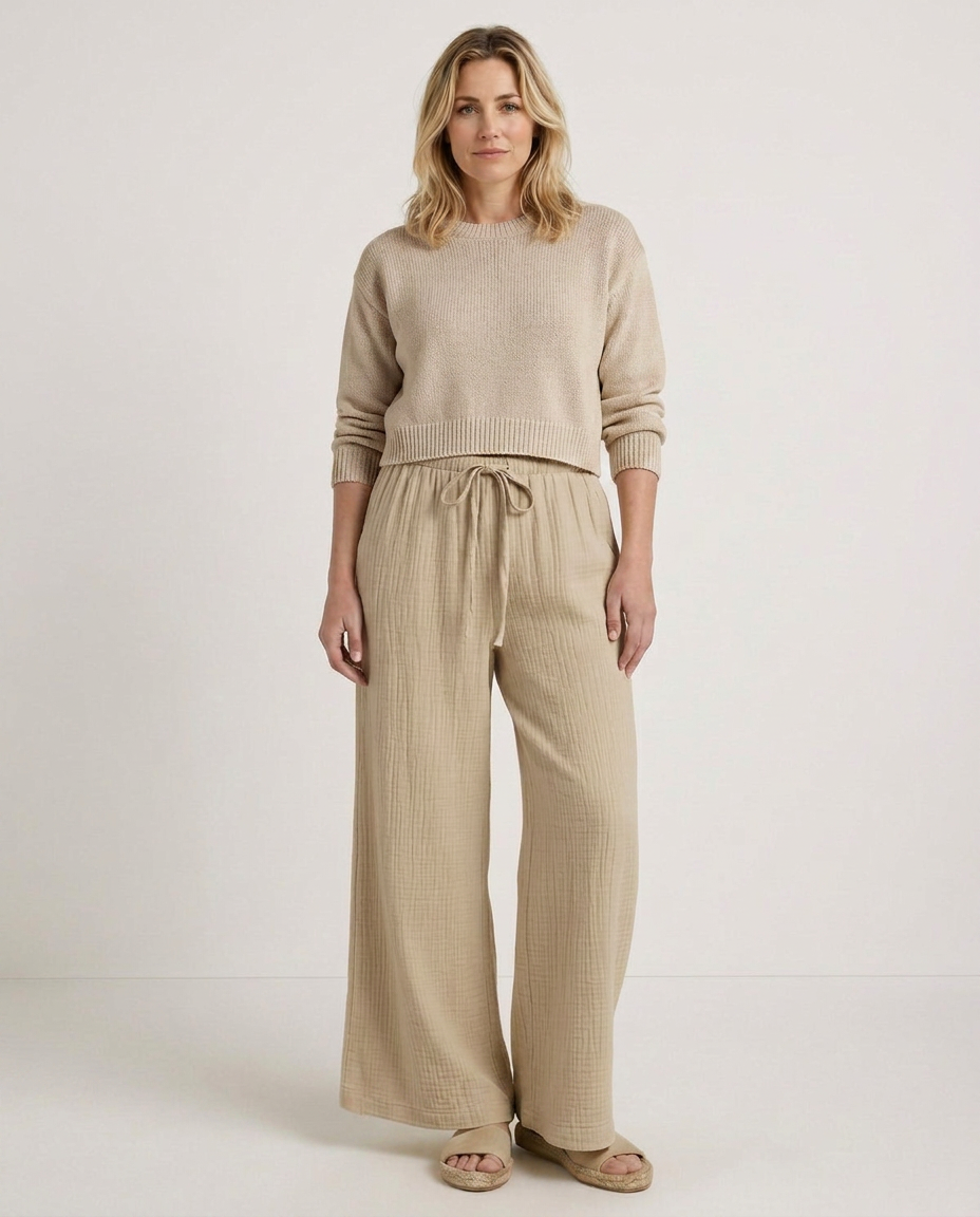 Women's Wide-Leg Trousers with Elastic Waist and Textured Finish - Apricot