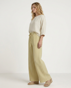 Women's Wide-Leg Trousers with Elastic Waist and Textured Finish - 7