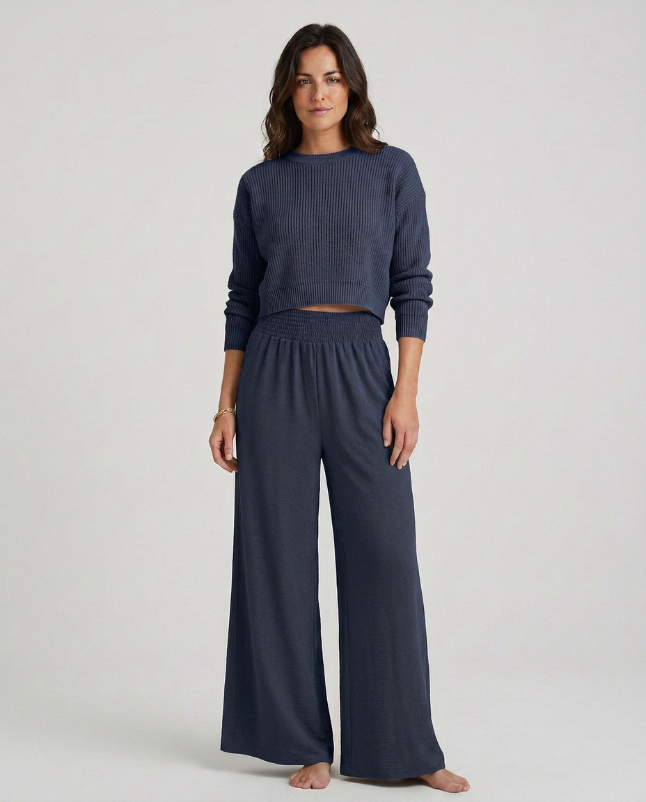 Women's Wide-Leg Trousers with Elastic Waist - 11