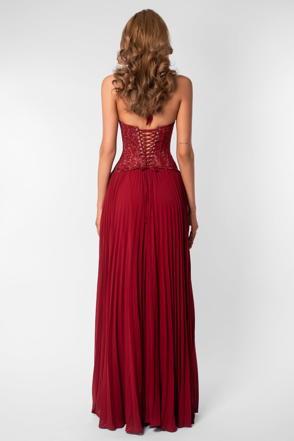 Women's Sweetheart Maxi Dress with Lace Bodice and Pleated Skirt - 11