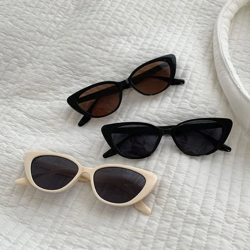 Women's Cat Eye Sunglasses with Retro Vintage Frame - 9