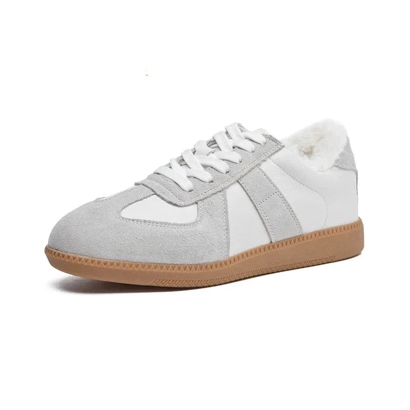 Women's Flatform Sneakers with Lace-Up Front and Panel Design - Gray Fluff