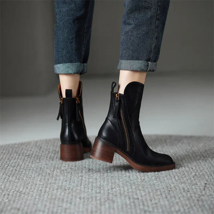 Women's Ankle Boots with Block Heel and Zip Fastening - 5