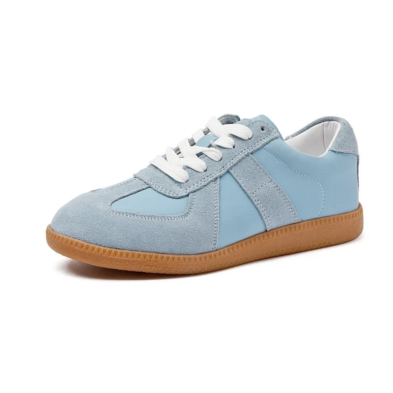 Women's Flatform Sneakers with Lace-Up Front and Panel Design - Blue No Fluff
