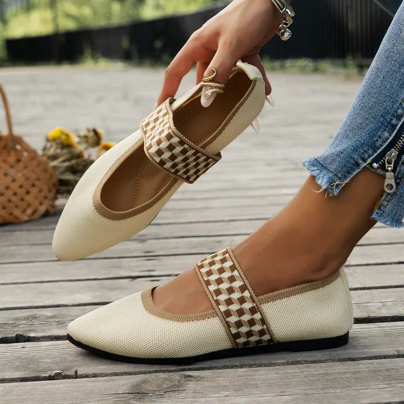 Women's Pointed-Toe Ballet Flats with Elastic Ankle Strap - Beige