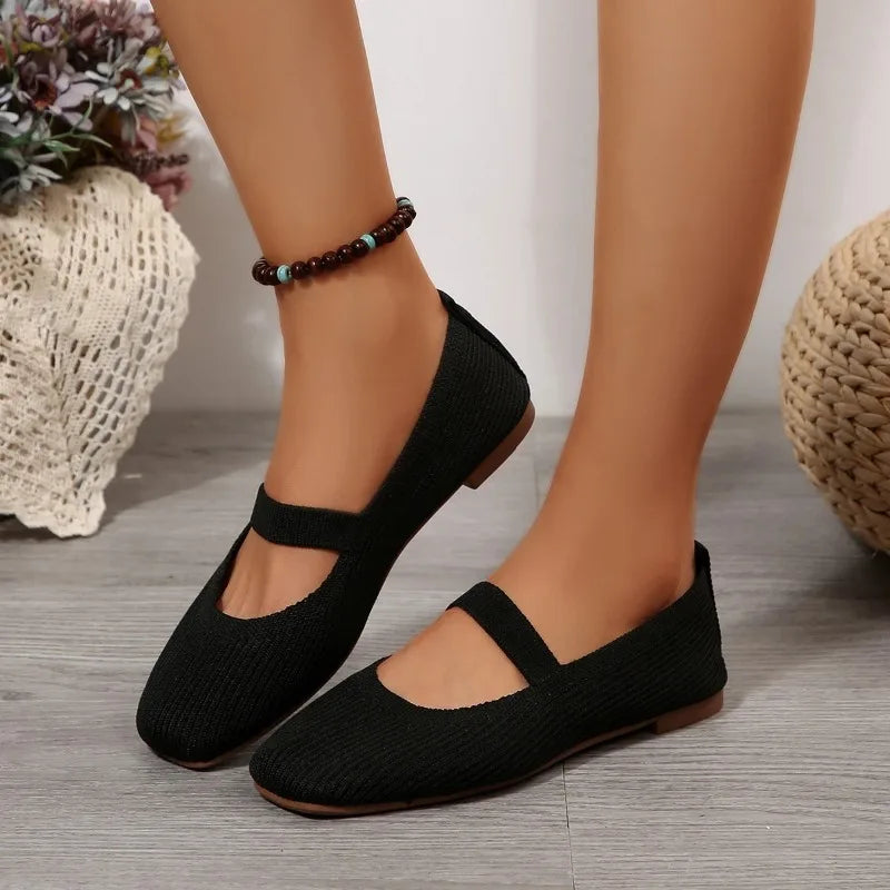 Women's Knitted Ballet Flats with Elastic Strap and Round Toe - 3